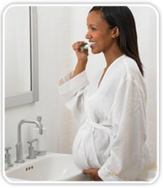 Lavado de dientes durante el embarazo